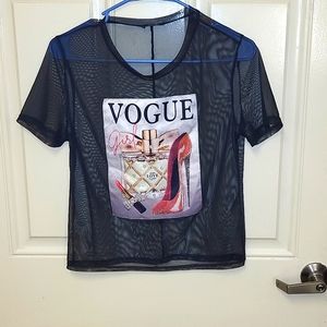 Size: M Minette Vogue Girl Shirt